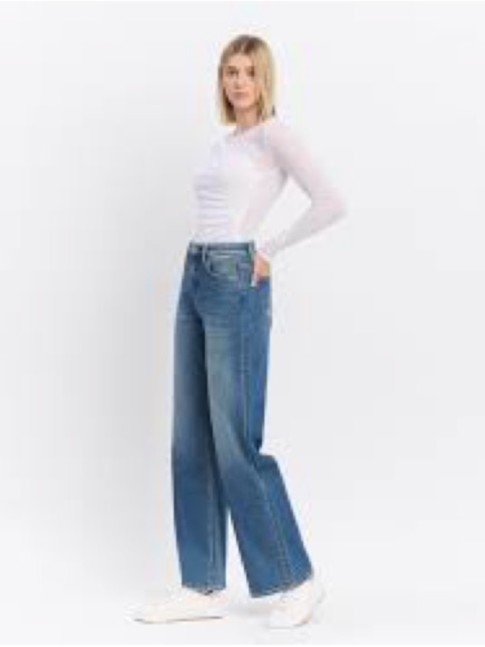 Flying Monkey On Target - Super High Rise Wide Leg Jeans Style #F5922 Size 26 - Picture 2 of 8